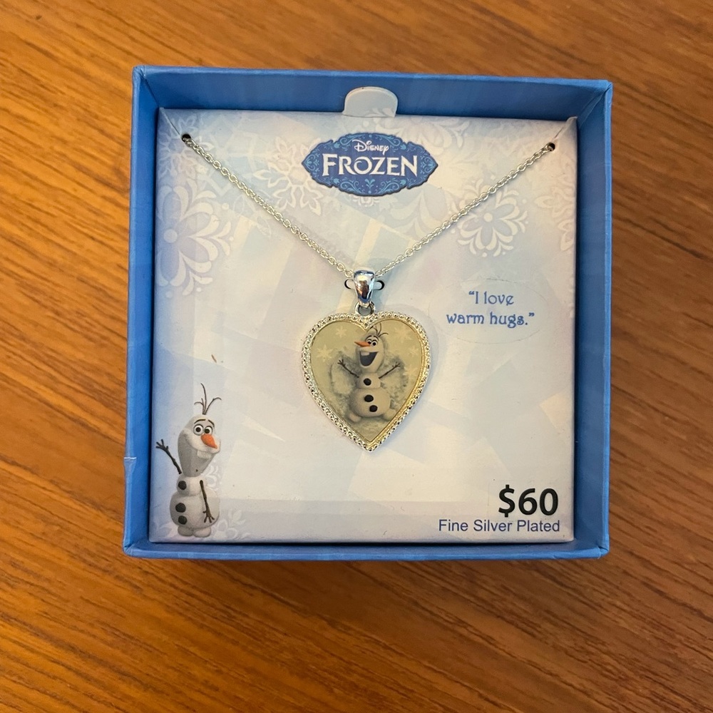 NIB Disney‎ Frozen Olaf necklace